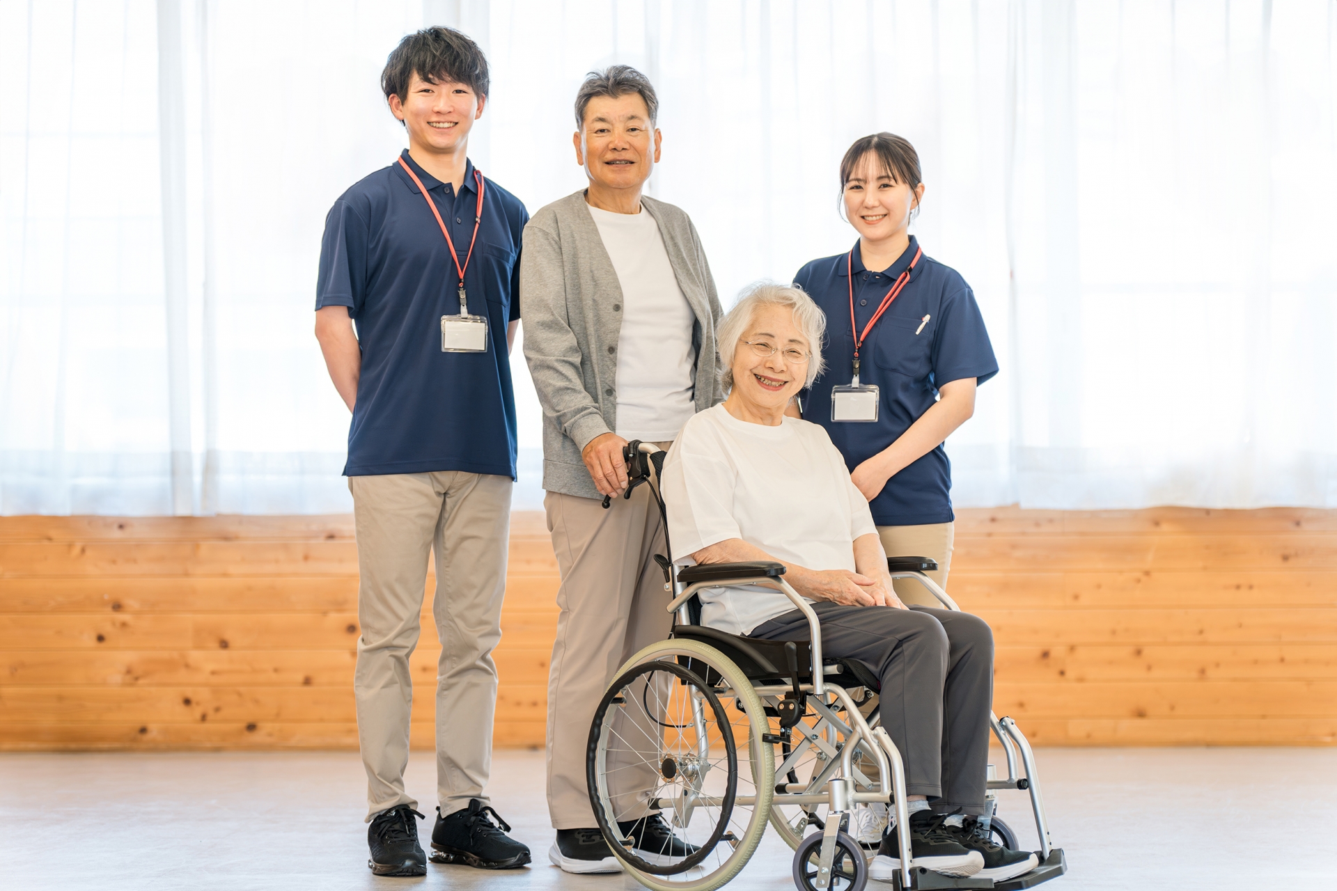 施設スタッフと入居者